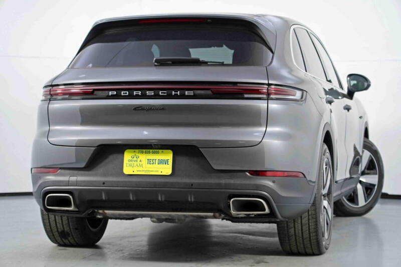 2024 Porsche Cayenne E-Hybrid