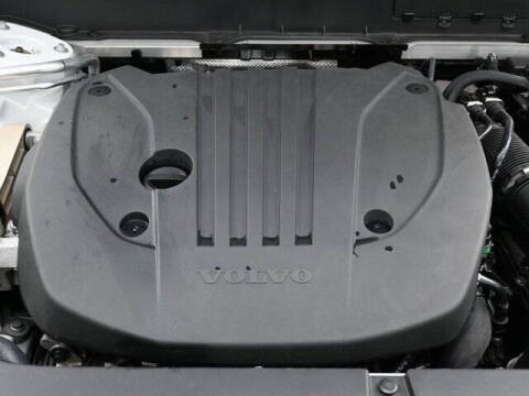 2024 Volvo XC90 B5 Plus Bright Theme