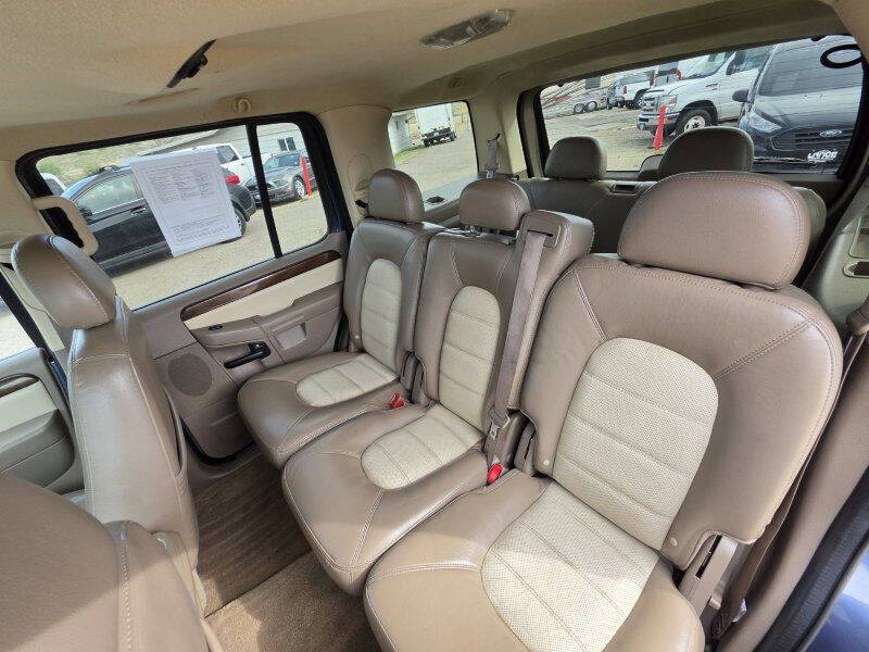 2004 Ford Explorer Eddie Bauer