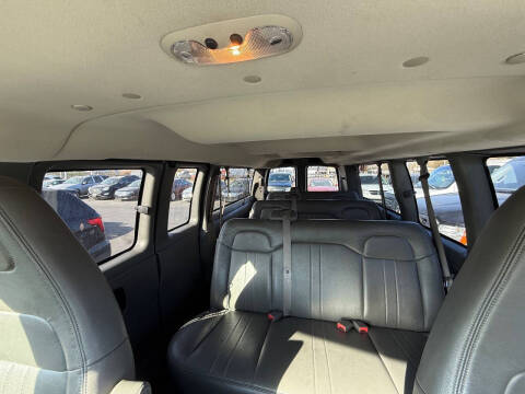 2017 Chevrolet Express LS 3500