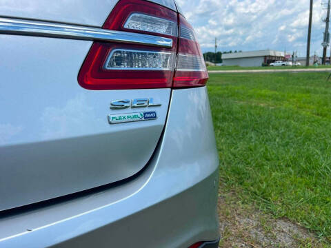 2018 Ford Taurus SEL