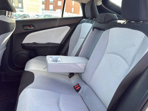 2018 Toyota Prius Three