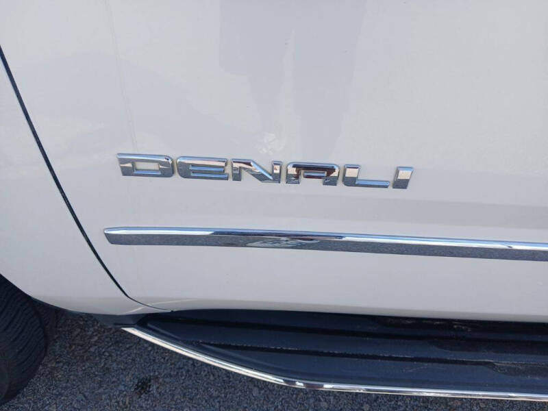 2017 GMC Yukon XL Denali