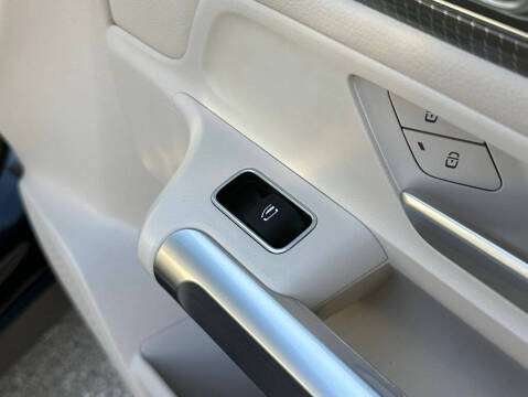 2023 Mercedes-Benz GLB GLB 250 4MATIC