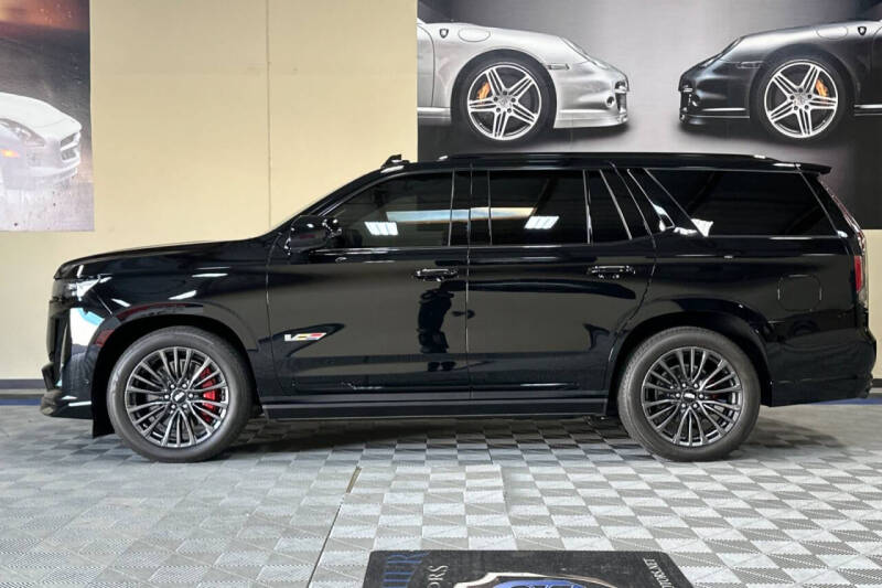 2023 Cadillac Escalade-V