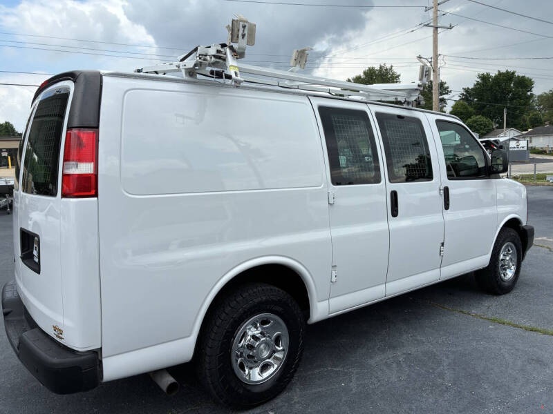 2017 Chevrolet Express 2500