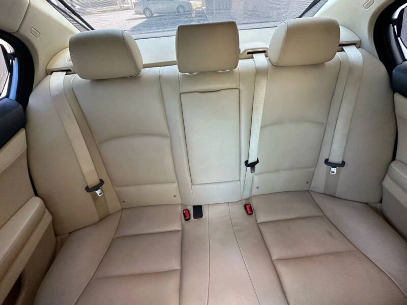 2011 BMW 5 Series 535i xDrive