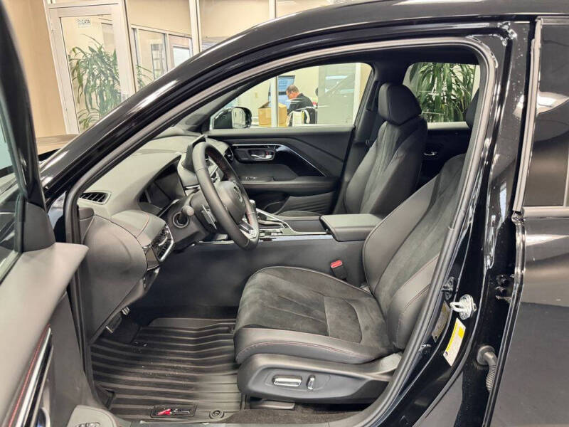 2025 Acura ADX w/A-SPEC