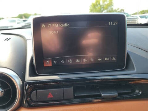 2017 FIAT 124 Spider Lusso