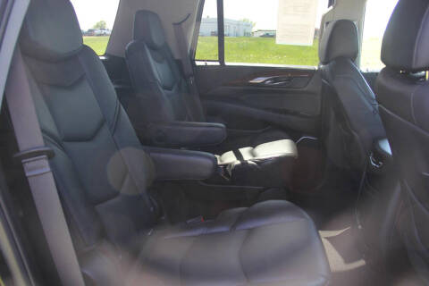 2020 Cadillac Escalade Luxury