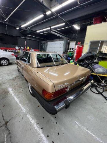 1984 Mercedes-Benz 380-Class 380 SL