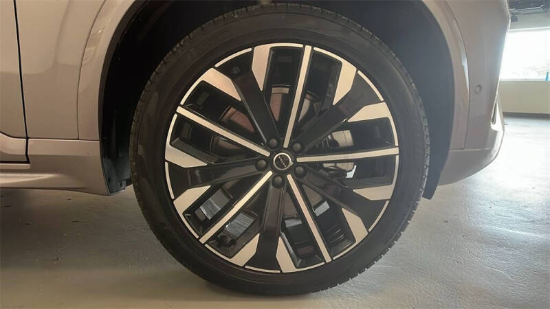 2026 Volvo XC90 B5 Plus 7P