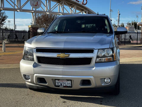 2013 Chevrolet Suburban LT