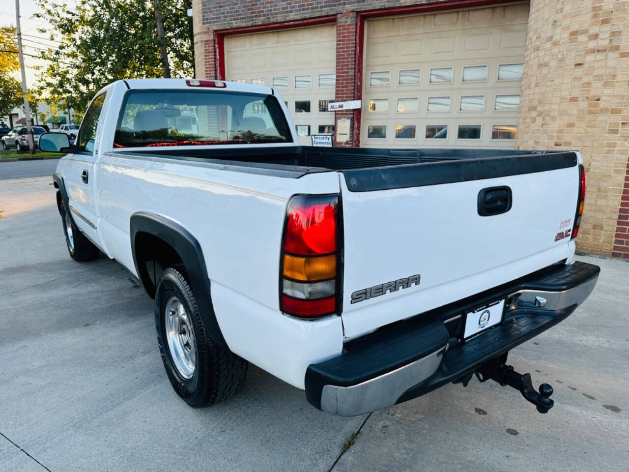 2004 GMC Sierra 1500 for sale at American Dream Motors in Winchester, VA