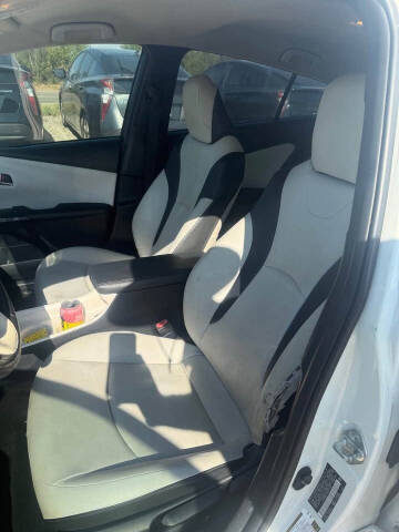 2016 Toyota Prius Four Touring