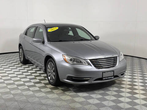 2013 Chrysler 200 Touring