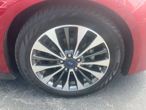 2017 Ford C-MAX Hybrid Titanium