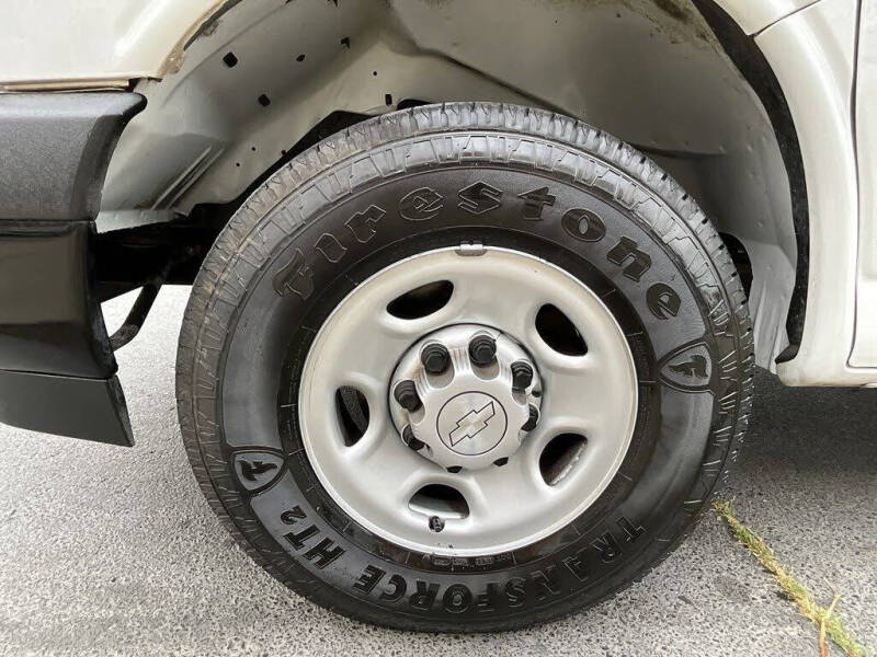 2019 Chevrolet Express 2500