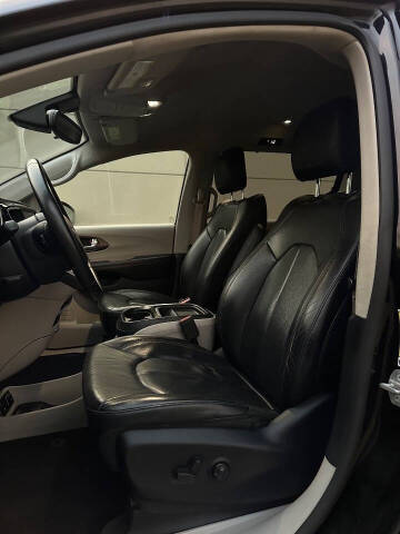 2018 Chrysler Pacifica Touring L