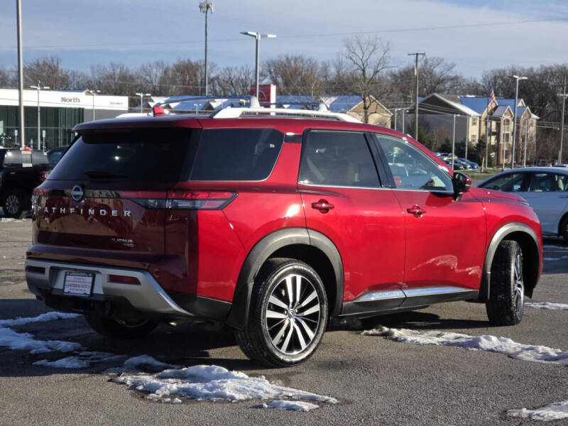 2024 Nissan Pathfinder Platinum