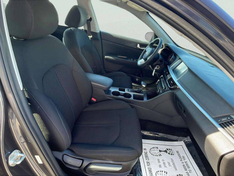 2019 Kia Optima LX