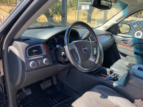 2013 GMC Yukon XL SLT