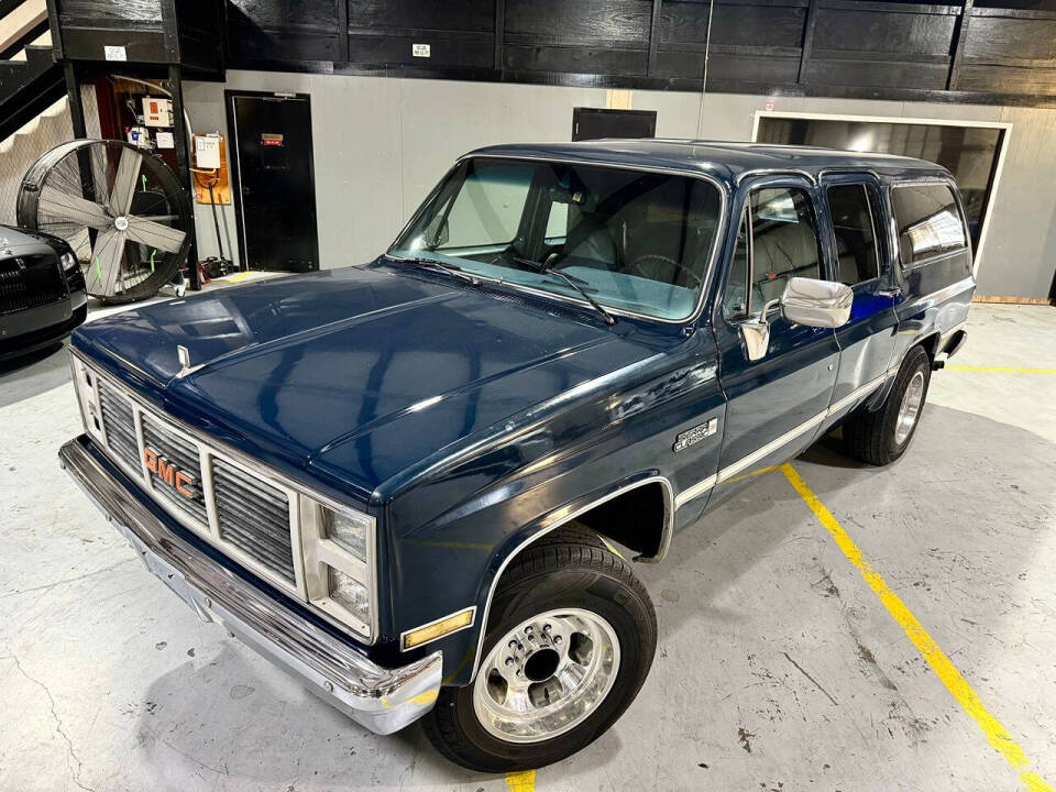 1987 GMC Suburban for sale at Carnival Car Company in Victoria, TX