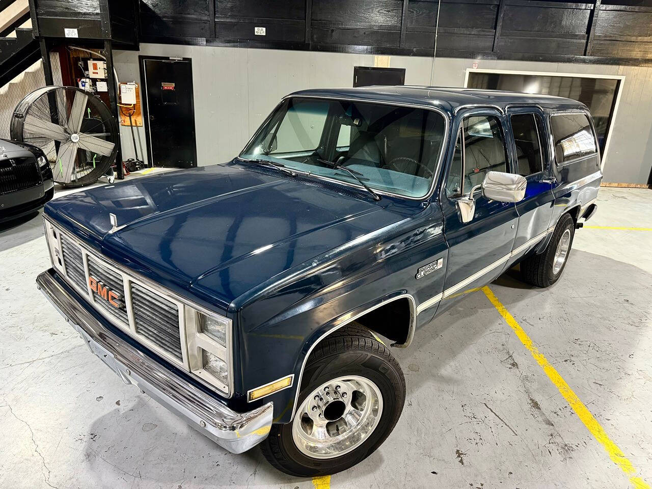 1987 GMC Suburban for sale at Carnival Car Company in Victoria, TX