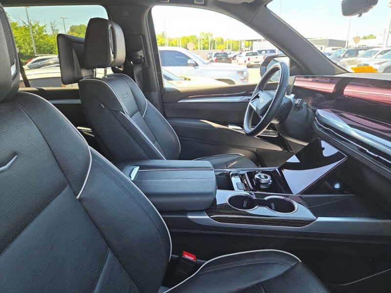 2025 Cadillac Escalade Premium Luxury