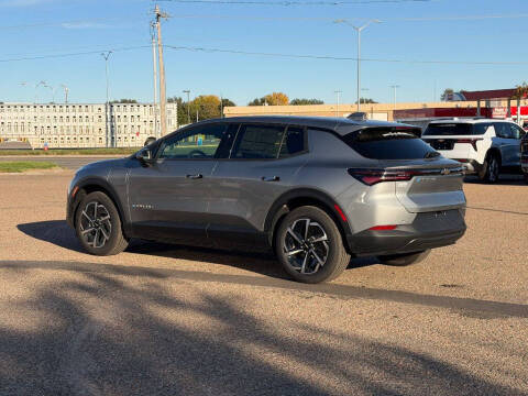 2026 Chevrolet Equinox EV LT 1