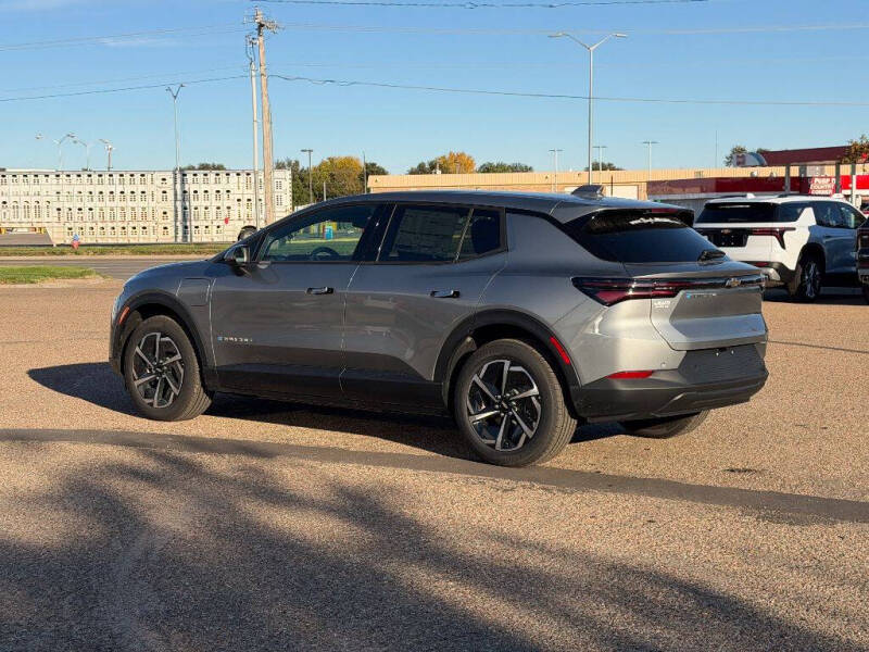 2026 Chevrolet Equinox EV LT 1