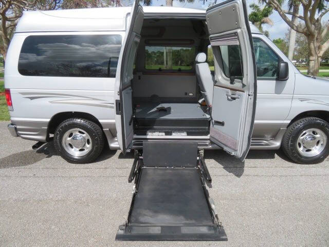 2013 Ford E-Series E-150