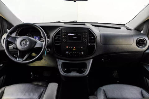 2017 Mercedes-Benz Metris