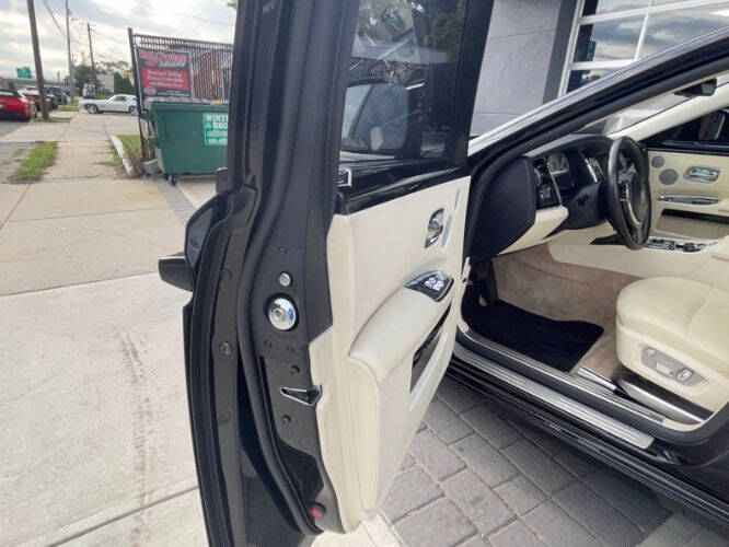 2010 Rolls-Royce Ghost