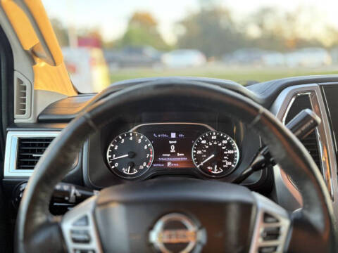 2020 Nissan Titan SV