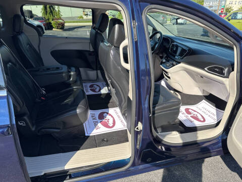 2018 Chrysler Pacifica Touring L