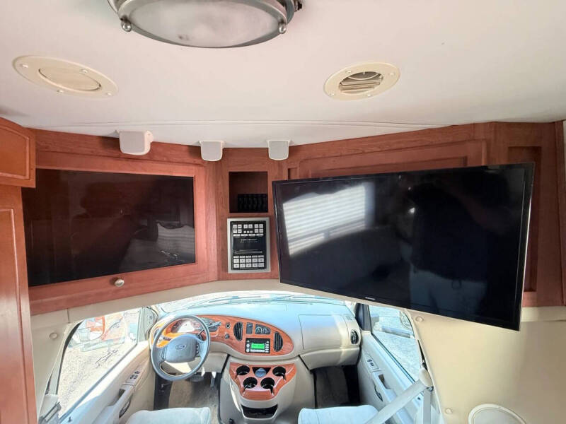 2006 Ford E-Series E-450 SD