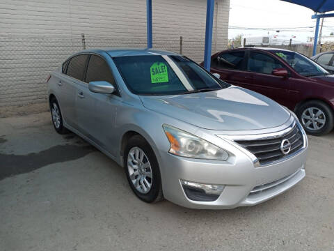 2013 Nissan Altima for sale at Autos Montes in Socorro TX