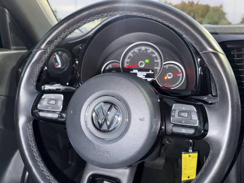 2018 Volkswagen Beetle 2.0T Coast