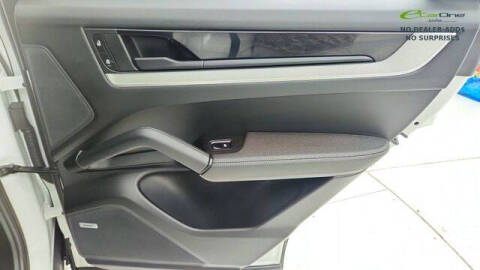 2024 Porsche Cayenne Coupe