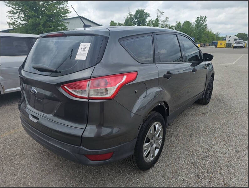 2015 Ford Escape S