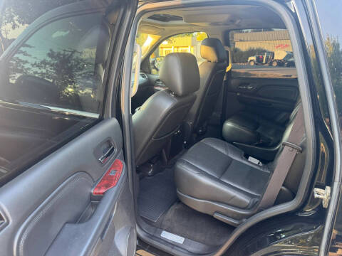 2013 Cadillac Escalade Premium