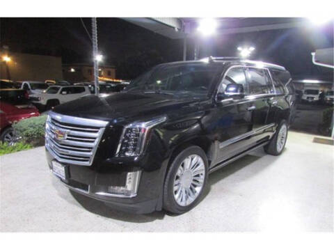 2018 Cadillac Escalade ESV Platinum