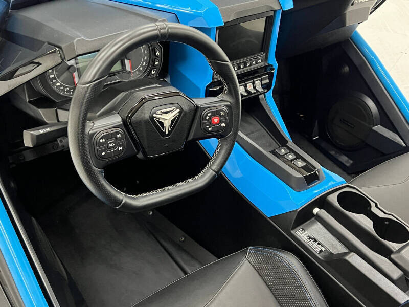 2020 Slingshot R