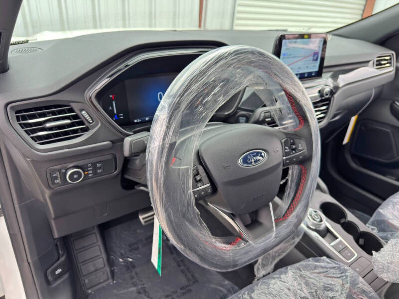 2024 Ford Escape Hybrid ST-Line Select