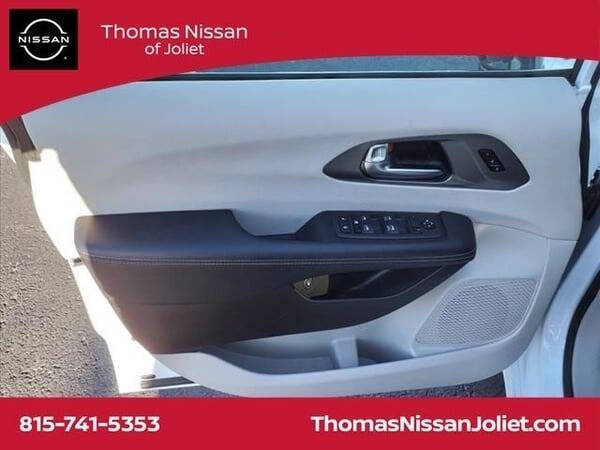 2024 Chrysler Pacifica Plug-In Hybrid Select