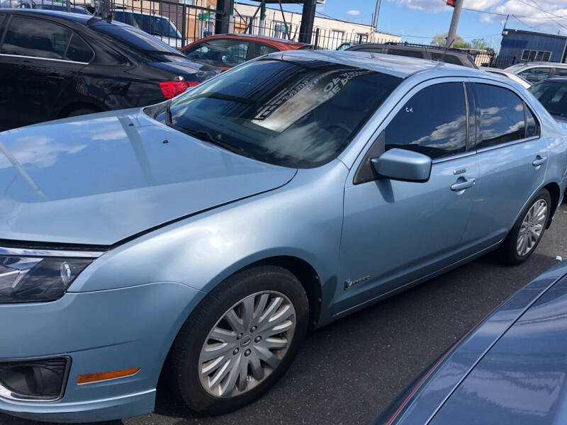 2010 Ford Fusion Hybrid for sale at Debo Bros Auto Sales in Philadelphia PA