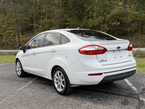 2014 Ford Fiesta SE