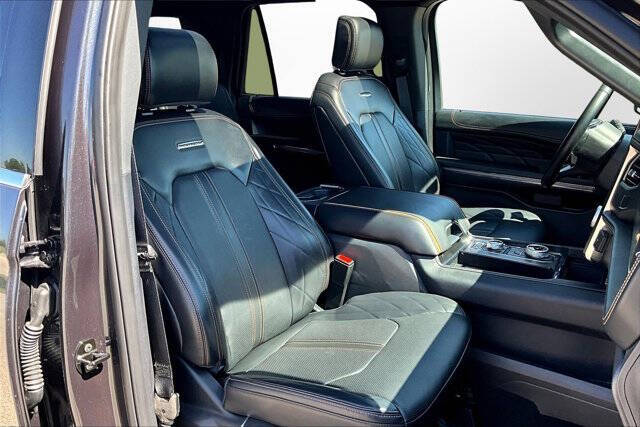 2024 Ford Expedition MAX Platinum