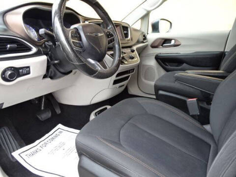 2018 Chrysler Pacifica LX